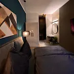 H-85 Suites Level 2/4