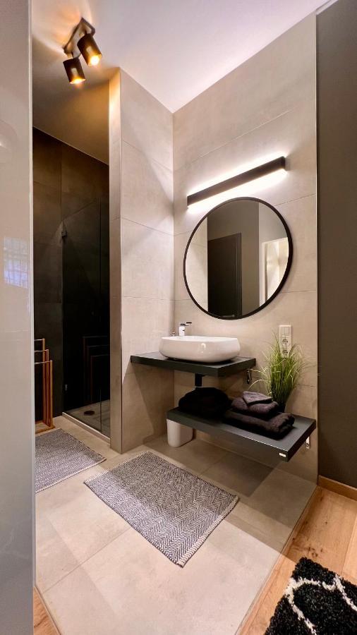 H-85 Level 2/4 Apartment